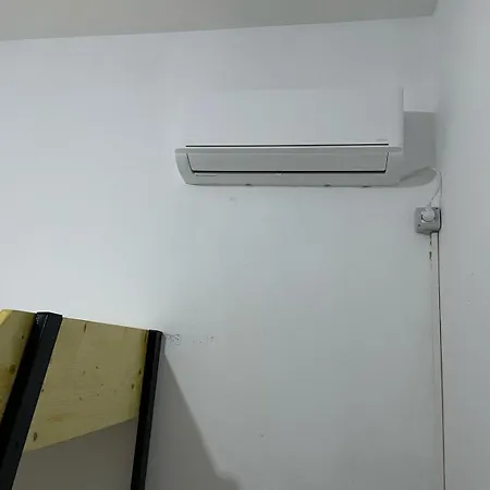 Hostel Ani *